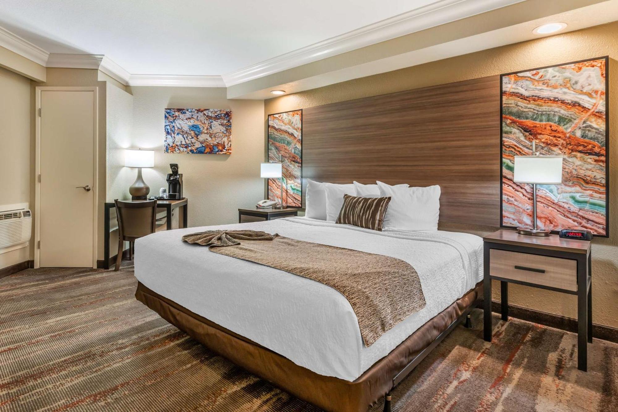 Best Western Plus Wine Country Inn & Suites Santa Rosa Zewnętrze zdjęcie